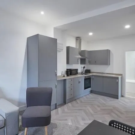 Zetland House 2 *